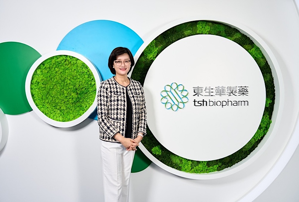 老花眼新藥進台灣　東生華加速引進老花眼創新療法