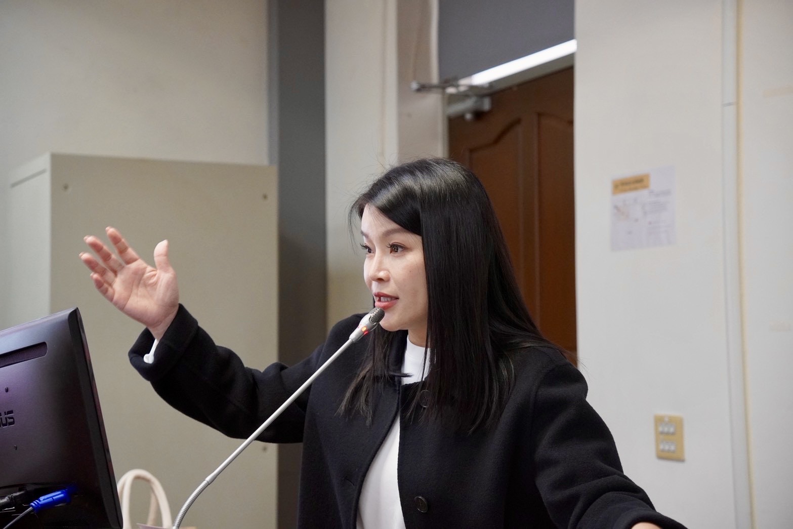 張嘉郡揭農民退休儲金投保率低 陳駿季允諾讓農民少繳、政府多負擔 張嘉郡揭農民退休儲金投保率低 陳駿季允諾讓農民少繳、政府多負擔