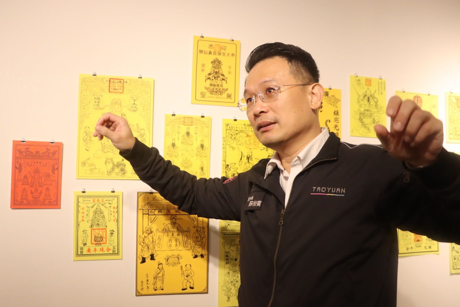 蘇俊賓推符咒文化轉譯 八德神符等珍貴文物特展一次看 蘇俊賓推符咒文化轉譯 八德神符等珍貴文物特展一次看