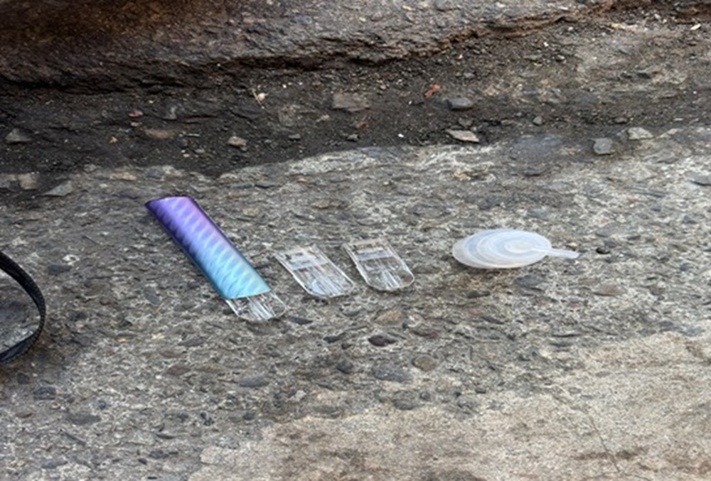 男扮女裝涉毒駕 警逮2人查獲依托咪酯煙彈 5 cnews204251210a06