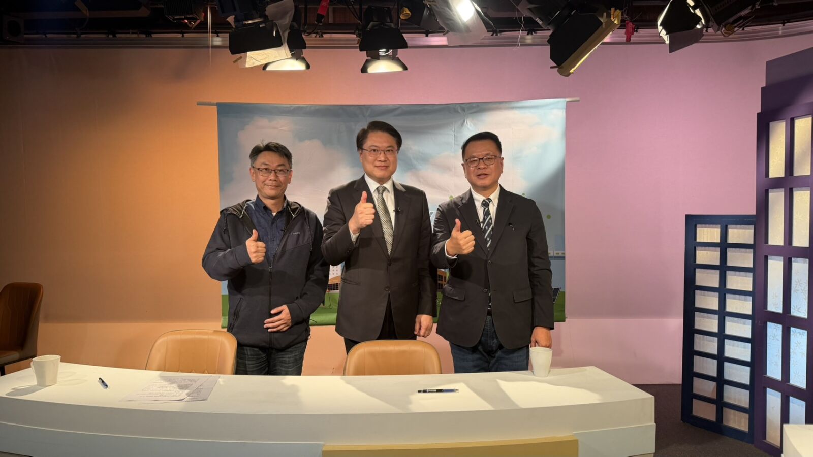 談城市韌性 林右昌以基隆經驗分享「都市針灸」與15分鐘城市 談城市韌性 林右昌以基隆經驗分享「都市針灸」與15分鐘城市