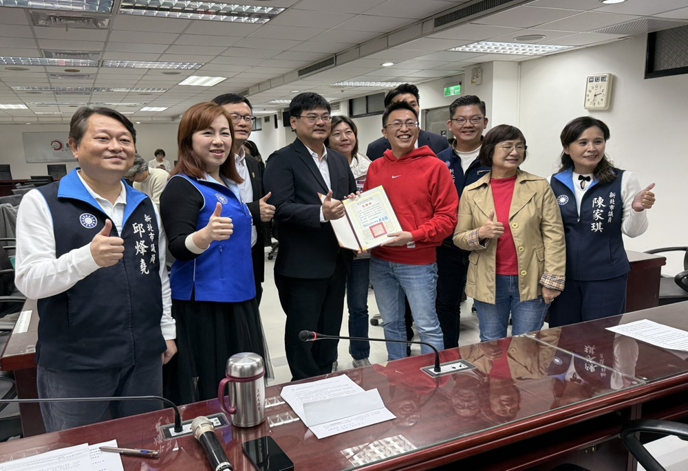 新北私校納入4+1安心蔬菜補助 藍營議員強調「公私一致」 8 248251213a02