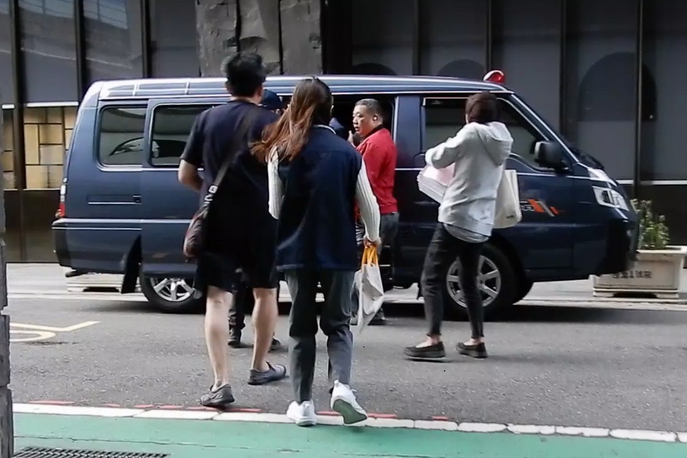 國內知名「卡商」負責人欠稅逾億 台北分署施鐵腕管收獲准 國內知名「卡商」負責人欠稅逾億 台北分署施鐵腕管收獲准