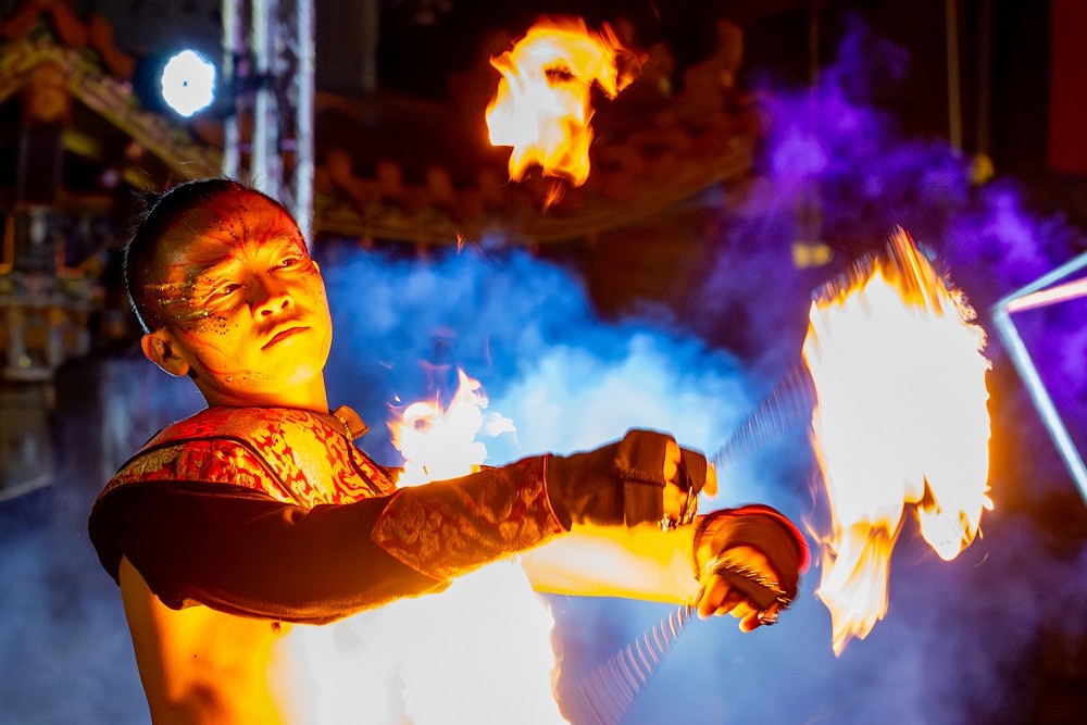 火舞藝術走進傳統宮廟 蘇俊賓揭選這地點表演別具意義