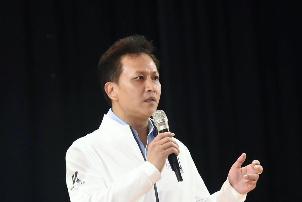 行政院不副署財劃法 邱鎮軍批拿總預算跟軍購當籌碼 行政院不副署財劃法 邱鎮軍批拿總預算跟軍購當籌碼