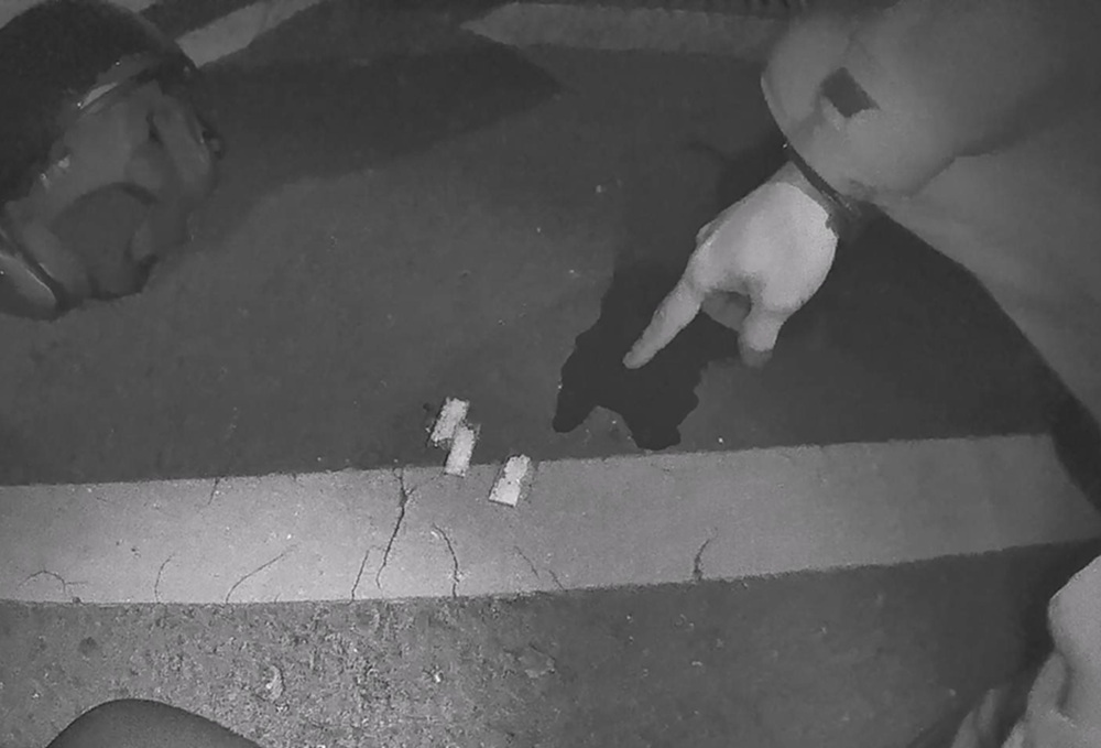 手掌夾安毒 35歲男警察面前變魔術破功涉毒駕 8 cnews204251216a08