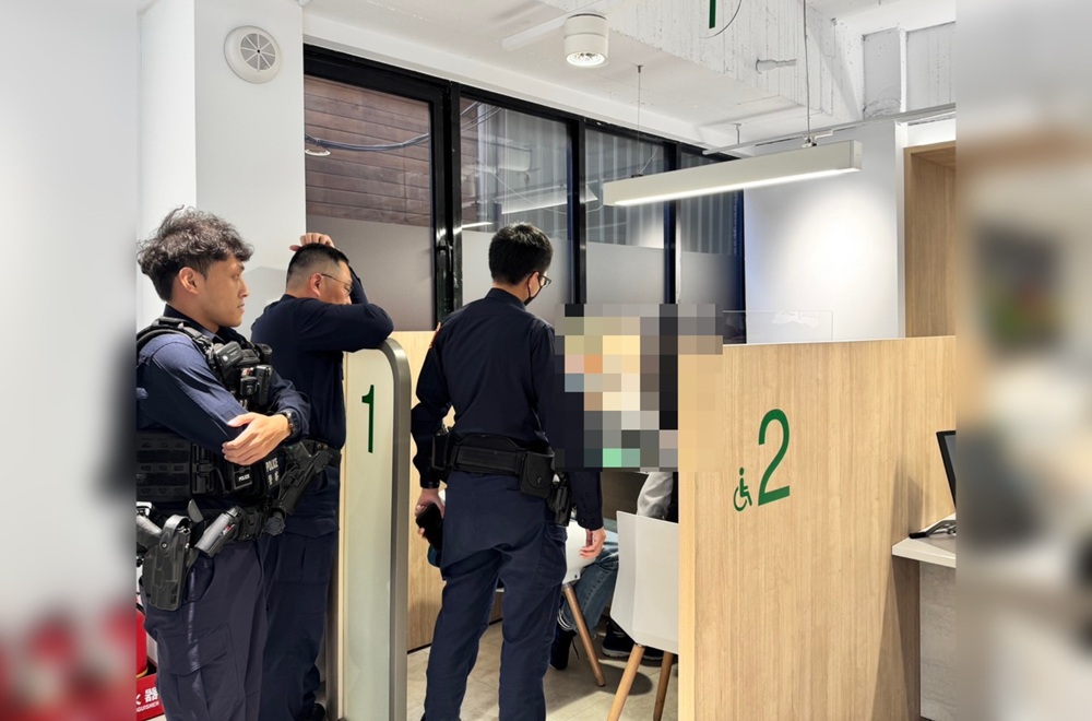 人壽保單借款投資虛擬貨幣　48歲男險被騙70萬元