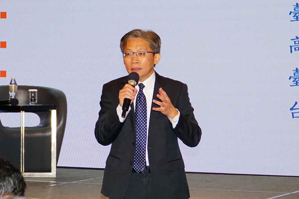 會計師財務簽證刑事責任座談會 產官學界齊籲合理化專業責任規範 促進產業永續發展 12 會計師財務簽證刑事責任座談會 產官學界齊籲合理化專業責任規範 促進產業永續發展 11