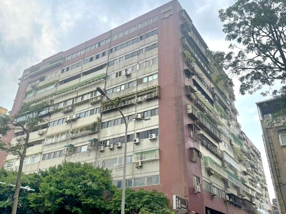 入住信義區不需高門檻　忠駝國宅、永順大樓、 紐約第五街詢問度高 9