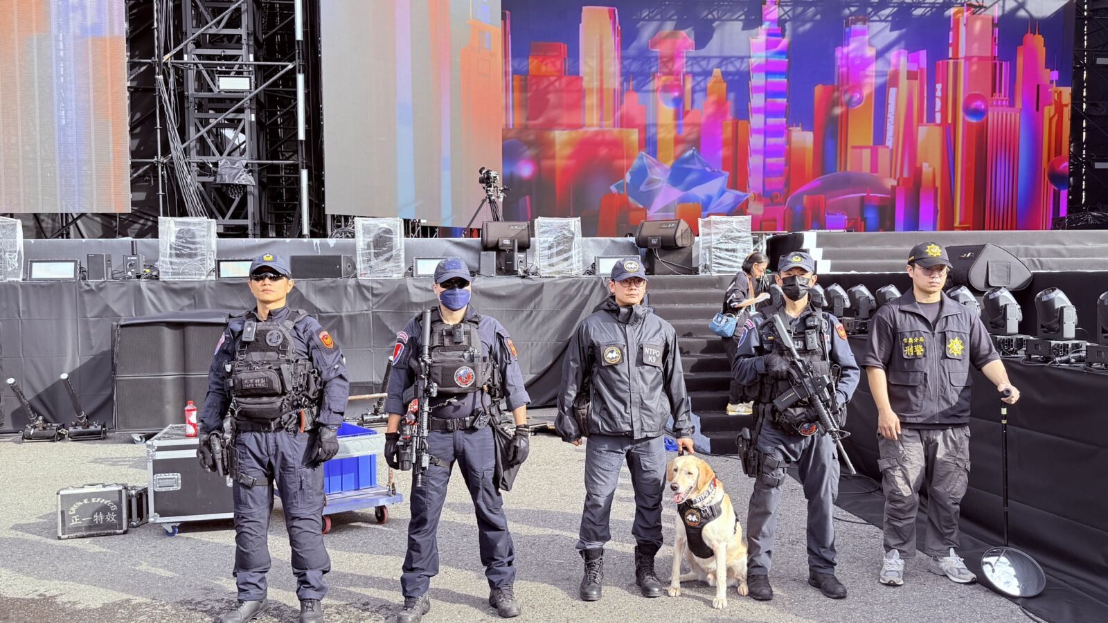 2026跨年晚會明登場　雙北警進駐信義商圈全面維安 29