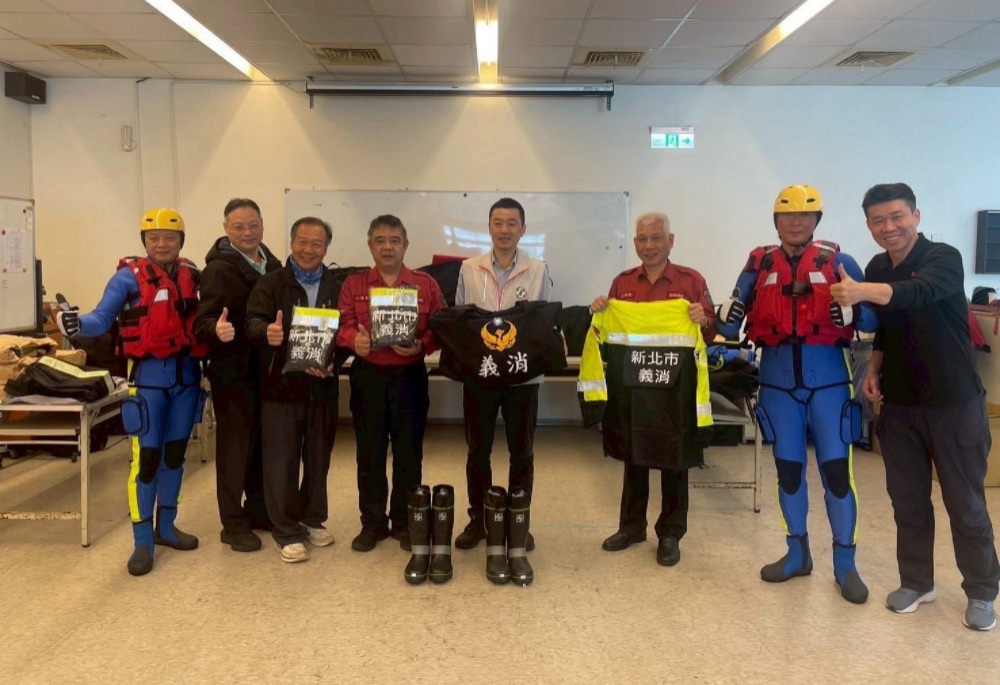 建議款添購水域救援器材 張錦豪助汐止橫科義消裝備升級 建議款添購水域救援器材 張錦豪助汐止橫科義消裝備升級