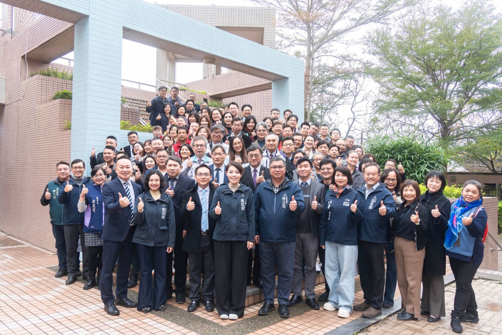 高虹安施政滿意度出爐　10大政見均破7成、長者照顧最受肯定 13