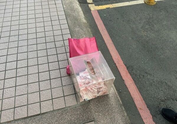 油漆工持假證件進警大　土地公廟香油錢整箱搬走「出校門被活逮」 79