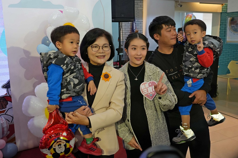 孩子是寶、三胎最好！雲林縣推萬寶龍計畫　張麗善：第三胎加碼至10萬 14