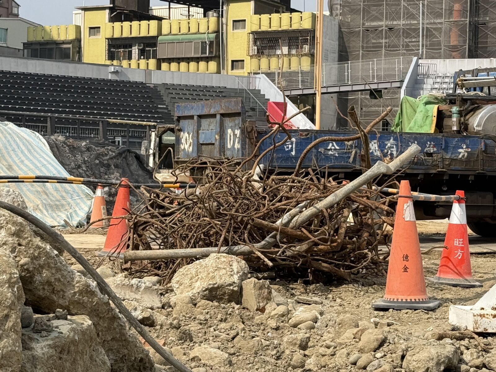 秀新竹棒球場現場照　施淑婷誓言：市府會求償追究到底 15