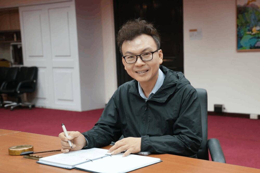 照片來源：鄭正鈐國會辦公室