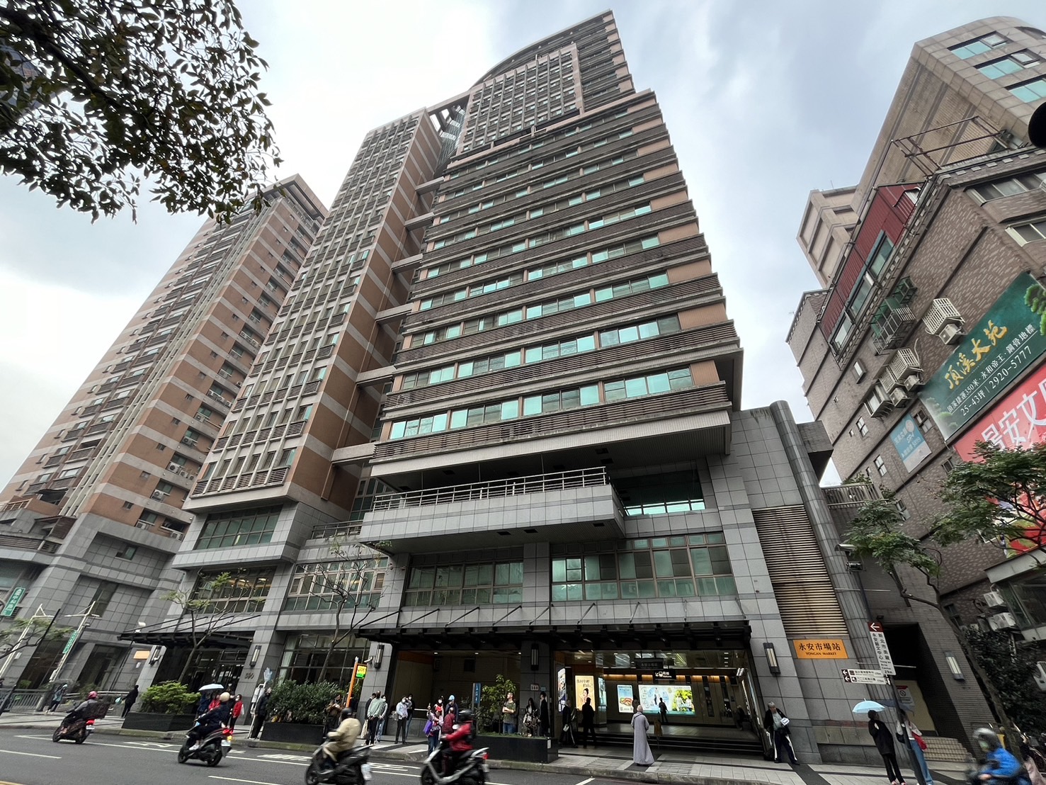 出站即到家!中和區景安國璽、南方之星、美麗永安成捷運宅指標 6 CNEWS195260129a03