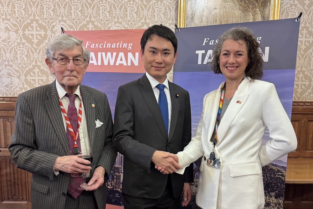 陳冠廷受邀至英國國會　不只半導體盼雙方交流深化多元 11