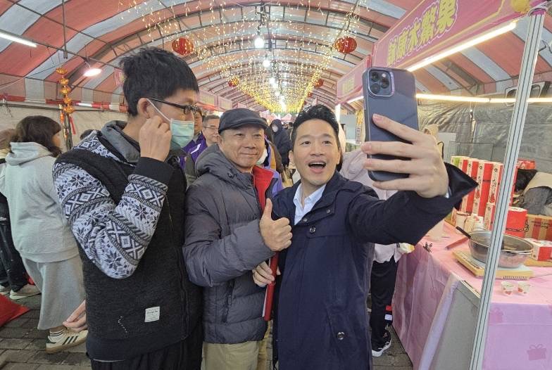 誰戰桃園？　何志偉代賴清德發春聯喊「這句話」