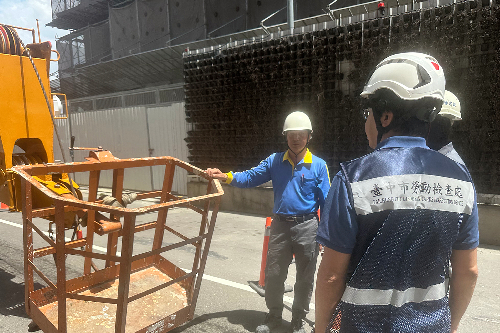 盧秀燕盼讓勞工安全回家　台中擴大稽查營建工地職安 9