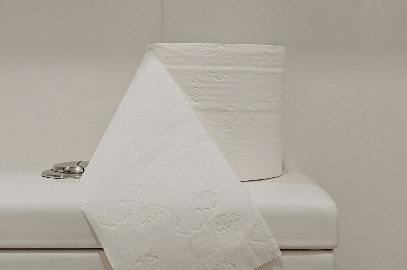 「抱馬桶」過年風險大增！ 腹瀉單周爆14萬人次就診 3