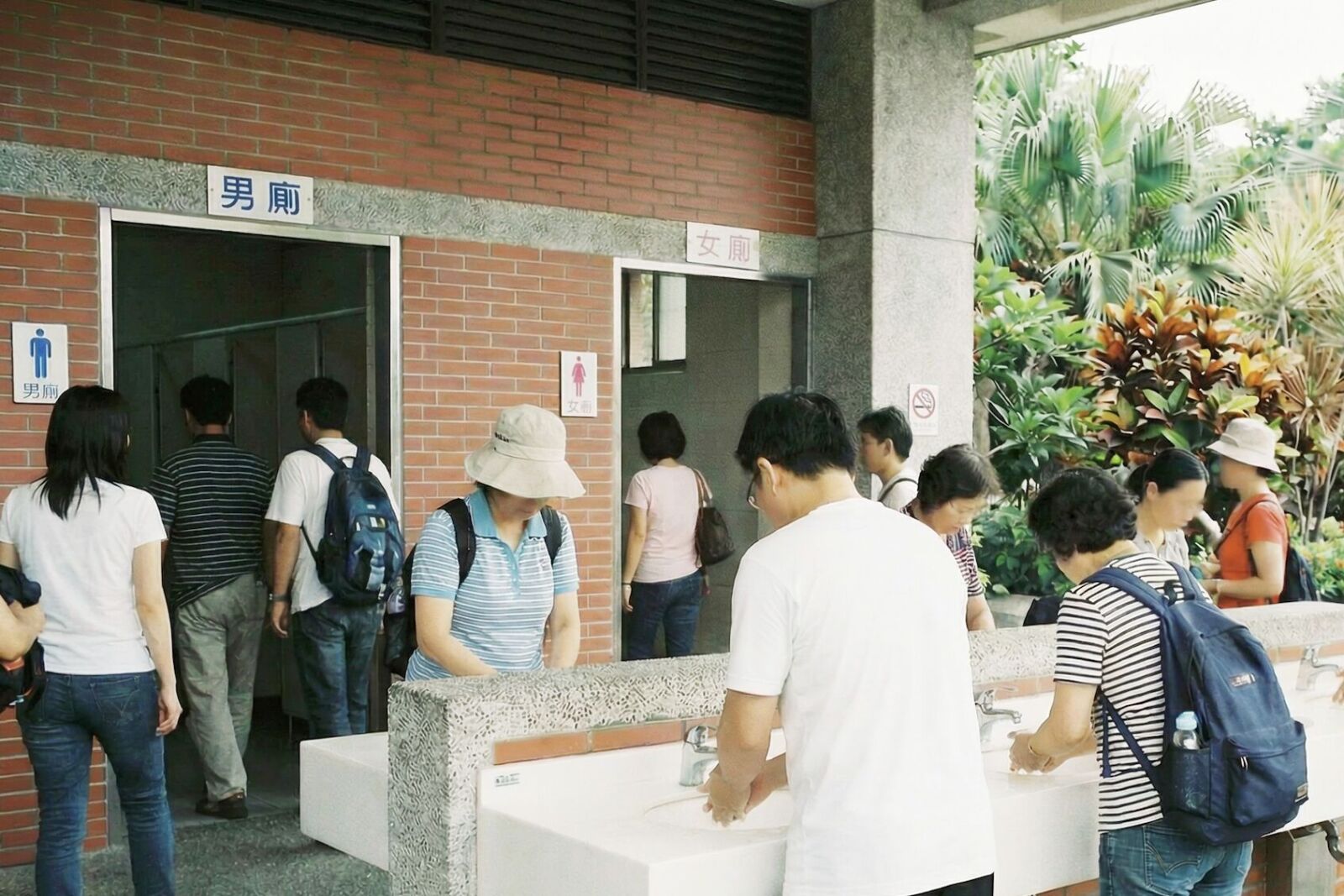 出遊「急尿、頻尿又便秘」 復健醫教三原則一次避開骨盆地雷 3