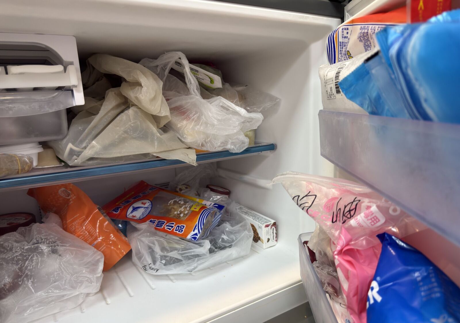 年後清冰箱「食物發霉切掉就好」？ 營養師揭NG行為大傷肝 3