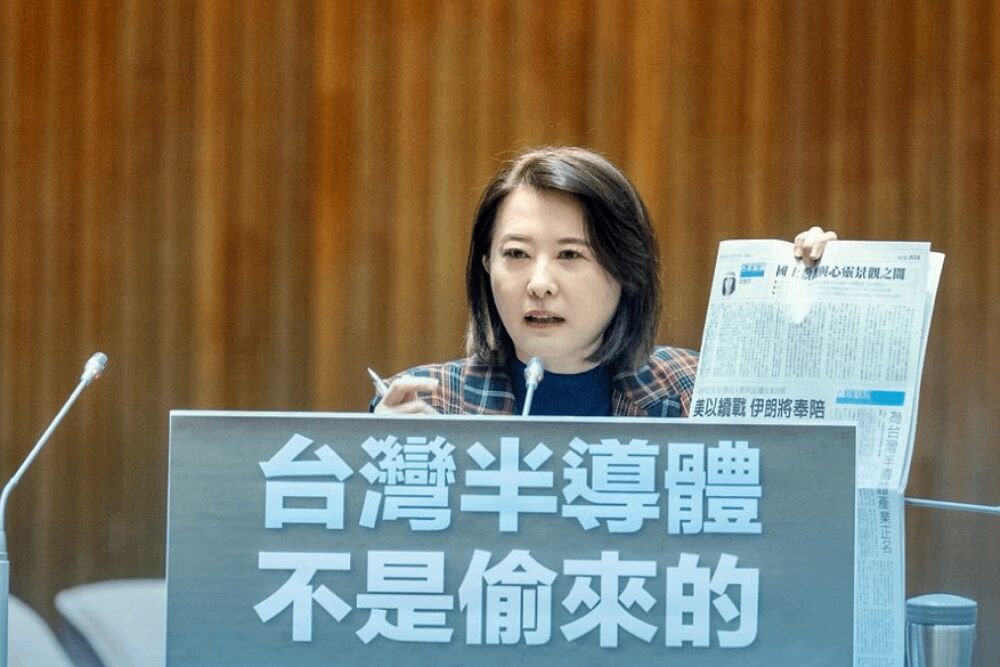 照片來源：王鴻薇臉書