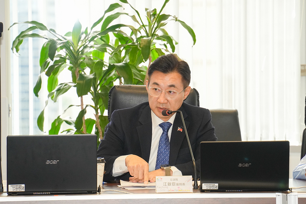 盧秀燕邀產官學研擬關稅對策　江啟臣提「出口退稅」、「城市產業聯盟」多項建議 11