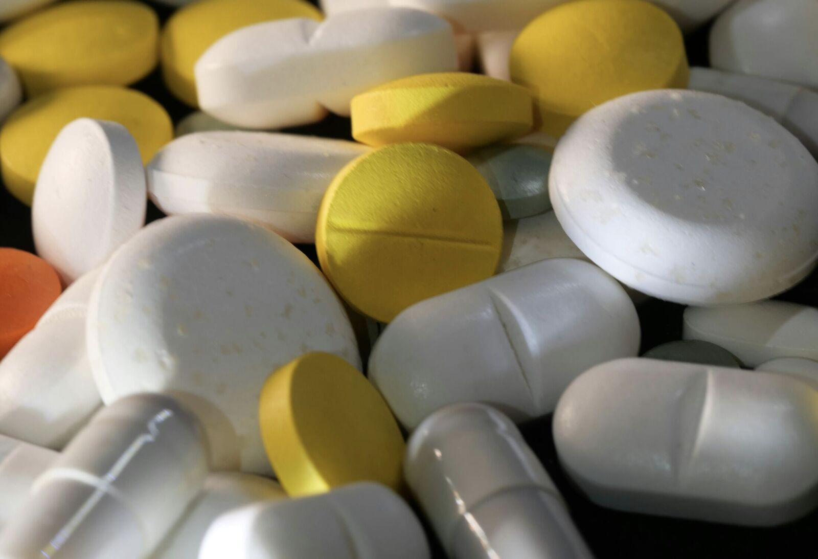 總統宣布健保「停砍藥價三年」 藥界、醫界發聲贊同 3