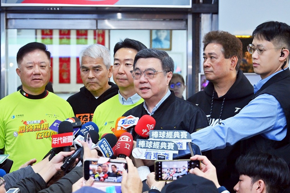 赴日看球遭藍營批公器私用　卓榮泰澄清：私人自費為台灣加油 3