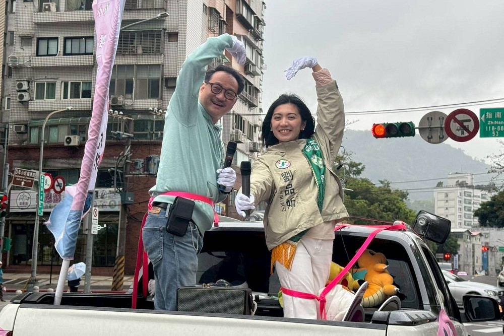 阮昭雄力挺劉品妡進議會　籲鄉親9至15日一起顧電話 5