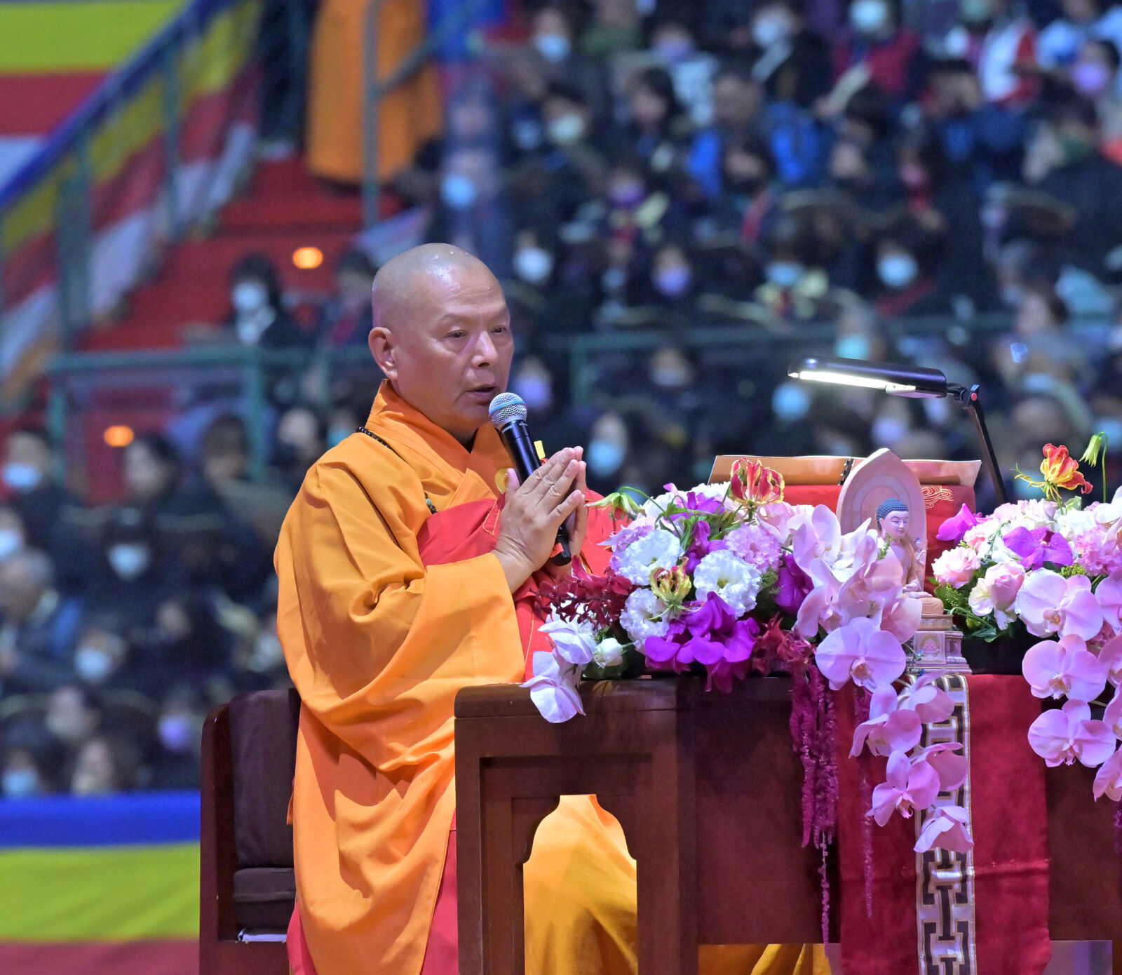 佛光山舉辦萬人甘露灌頂　三皈五戒典禮場面莊嚴 11