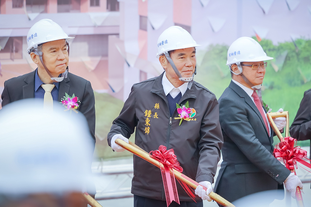 社宅、長照家園陸續興辦　鍾東錦盼打造苗栗為全齡理想之國 11