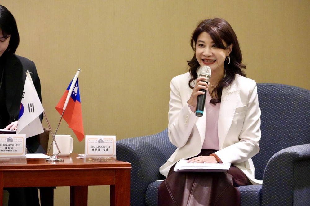 批中國將轉機硬拗「助台胞回國」　林楚茵：外交部已協助1794名國人返台 61