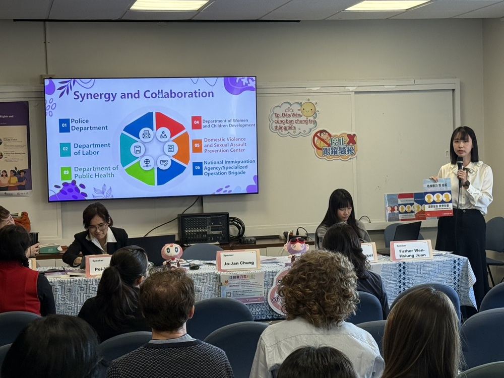 跨國交流性別暴力防治　 桃園多語防暴電子書紐約亮相