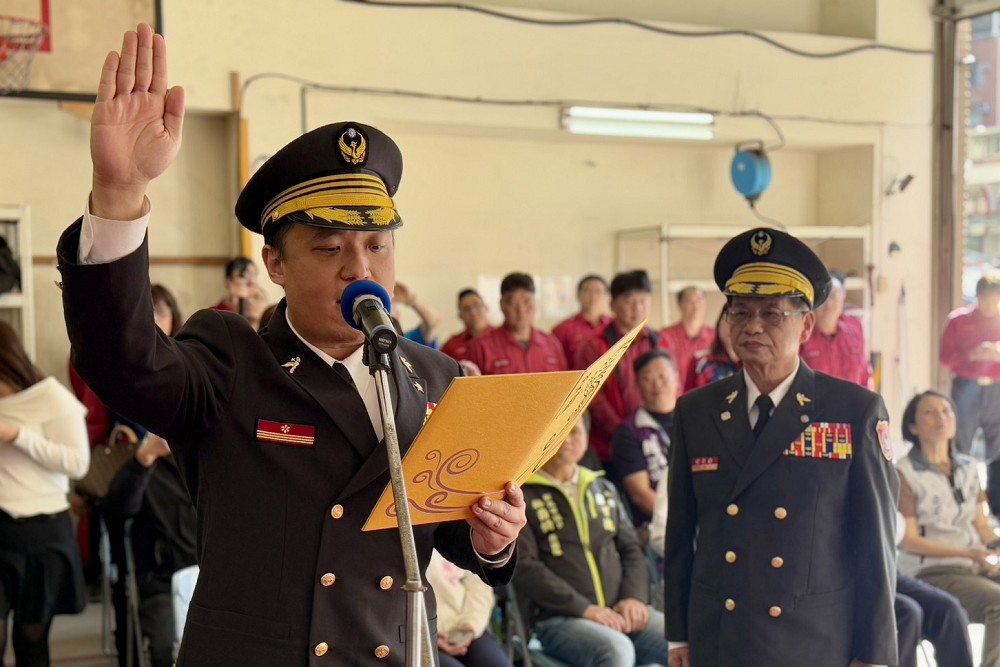 新北消防局4大隊長佈達  陳崇岳：強化消防救災戰力