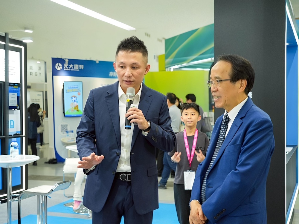 高雄智慧城市展淨零焦點　大創綠能吸引外賓與政府指定參訪 5