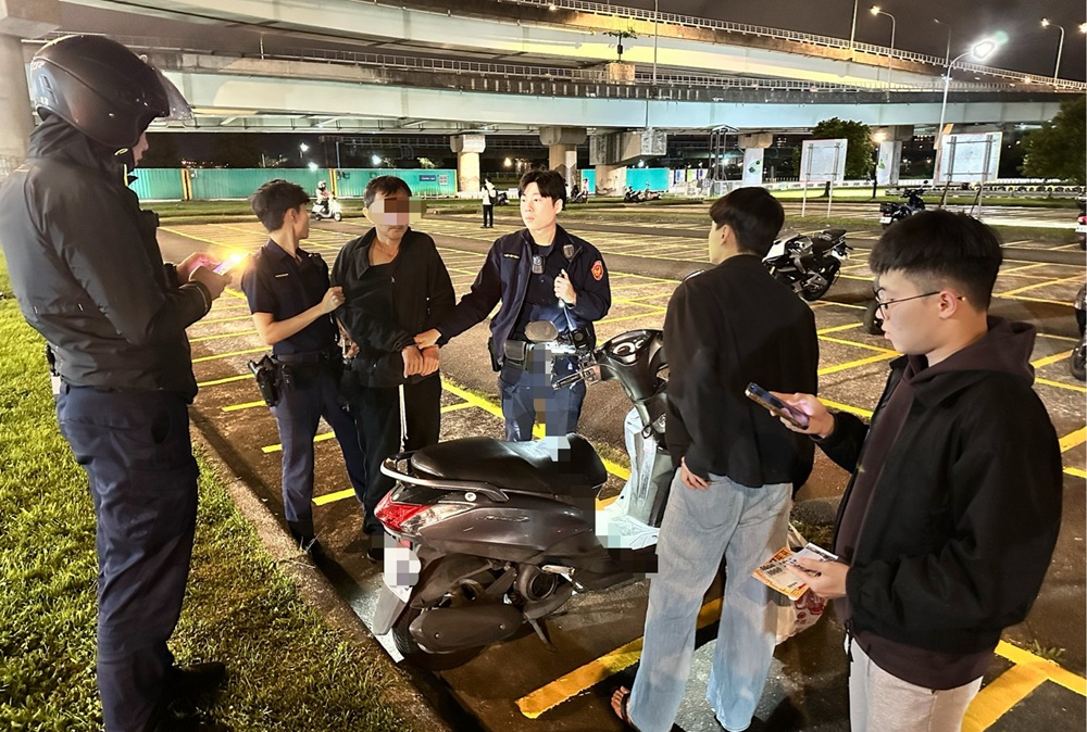 變裝專偷機車置物箱　警遠端監控逮50歲男涉竊