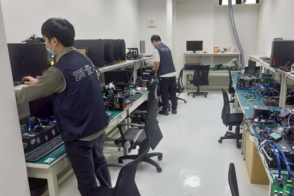 陸企科技業來台挖牆腳　調查局大掃蕩查獲陸上市公司等11家