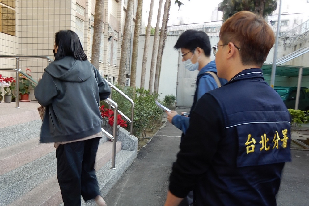 網拍年營收數千萬　賣家脫產不繳456萬稅遭管收