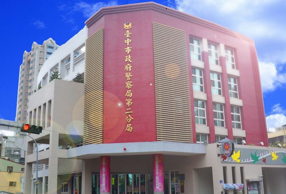 手機反鎖汽車內　38歲男涉利用同情心詐騙小額款項