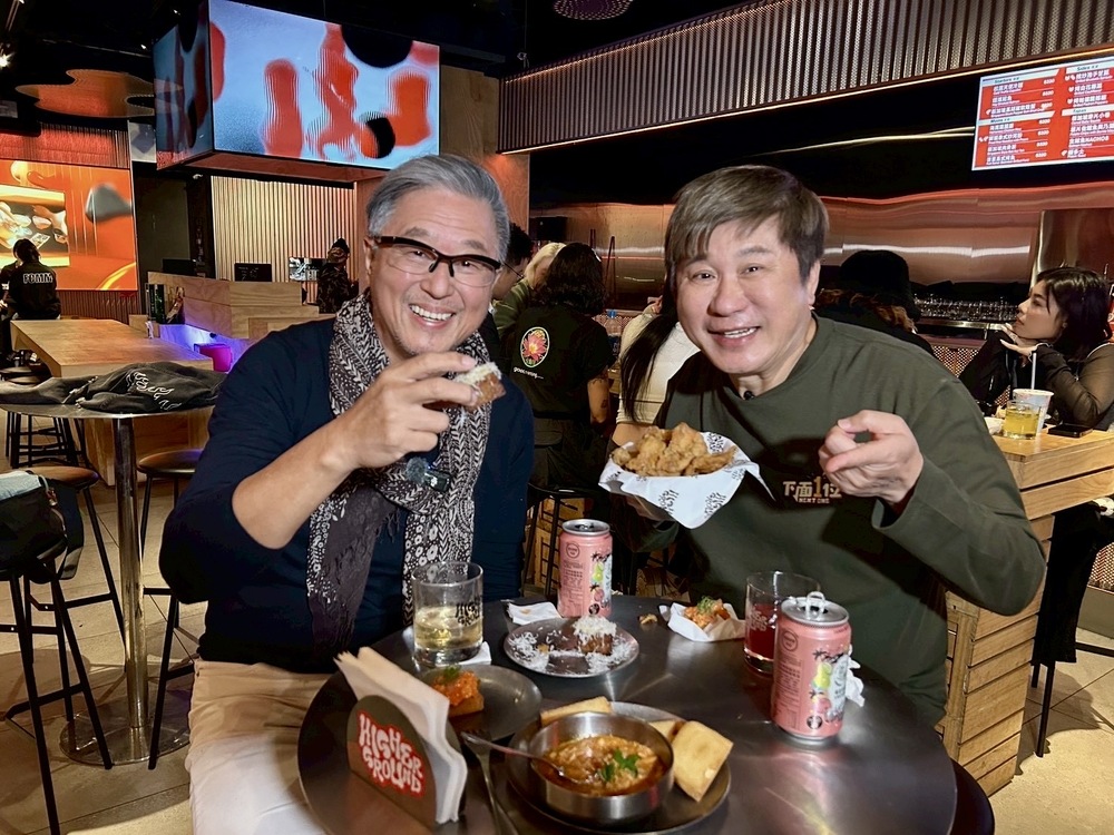 王偉忠《連環泡》捧出胡瓜 　明星情懷埋舞台劇《明星養老院》