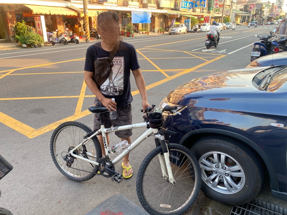 騎單車涉竊檳榔攤香菸　警網路巡邏循線逮人
