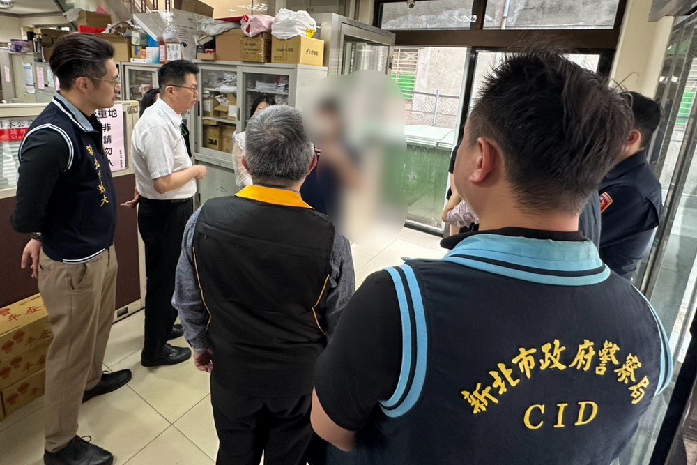 嚴查囤積哄抬穩定民生物價　新北檢會同相關機關實地查訪轄內塑膠袋工廠