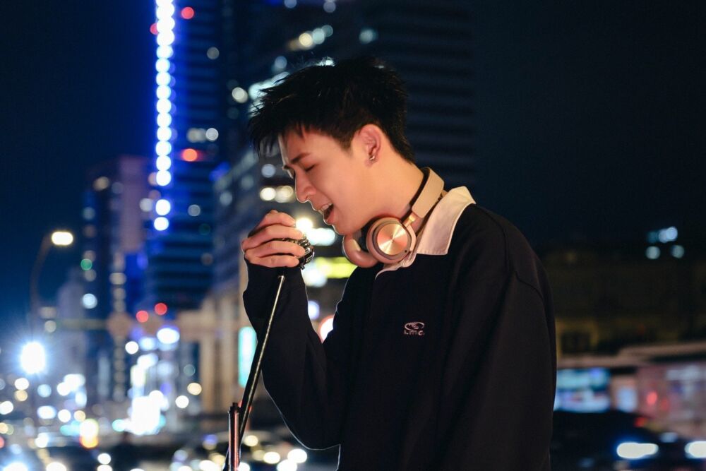 林亭翰推新單曲「如果在一起就是晴天」 　斜槓正念教師蛻變回歸樂壇