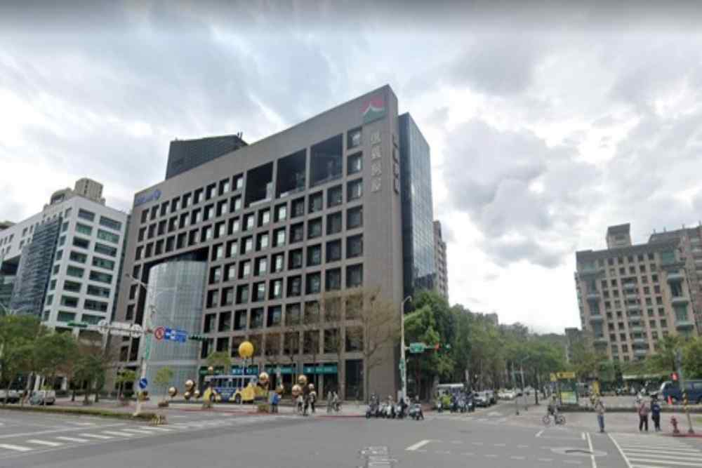 【信義房屋feat 房孝如訴訟事件簿4-4】指信義房屋未揭露成交資訊　「黑心信義，還我錢來」版主重大輕率而未加查證判緩刑