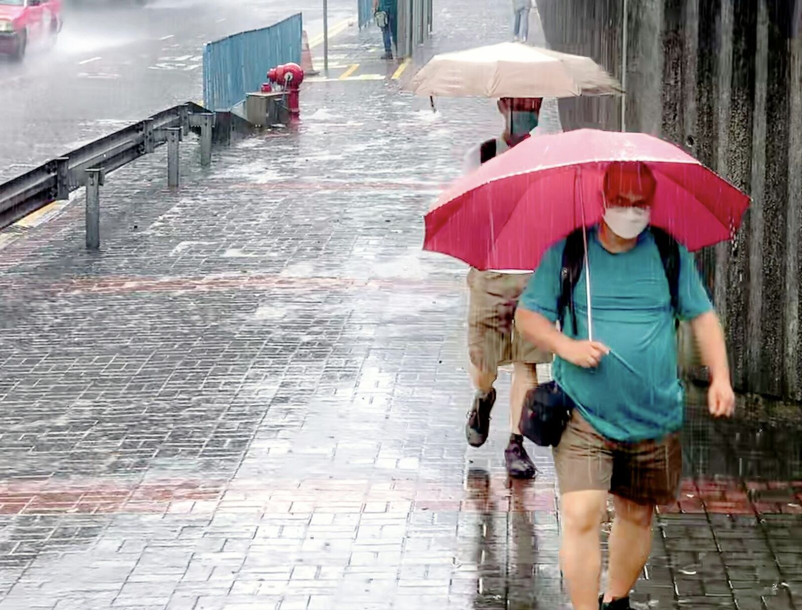 春雨一波波容易「咳悶喘」？    氣喘好發得避開生活地雷