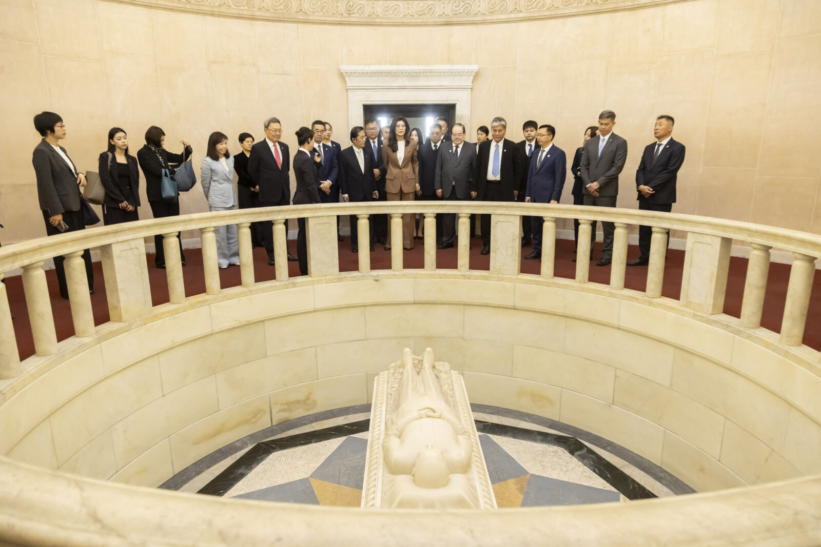 鄭麗文稱訪中講稿都是自己寫　學者讚：歷史文件等級演說 21