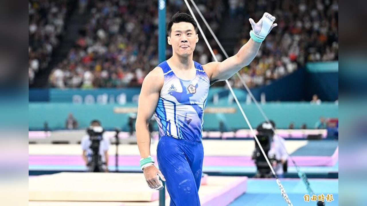果然是「世界貓王」！唐嘉鴻世界盃克羅埃西亞站單槓再奪金！連3站都稱霸